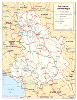 Политическая и административная карта Сербии и Черногории с дорогами и городами.